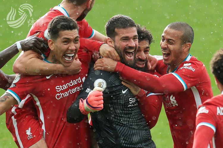 不屈的拼搏 不屈的拼搏