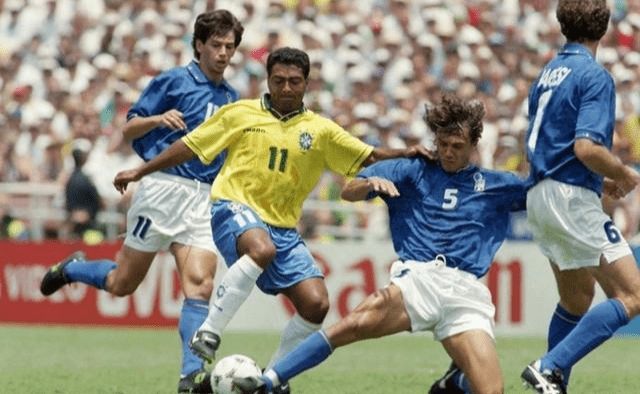 利物浦与埃 利物浦与埃