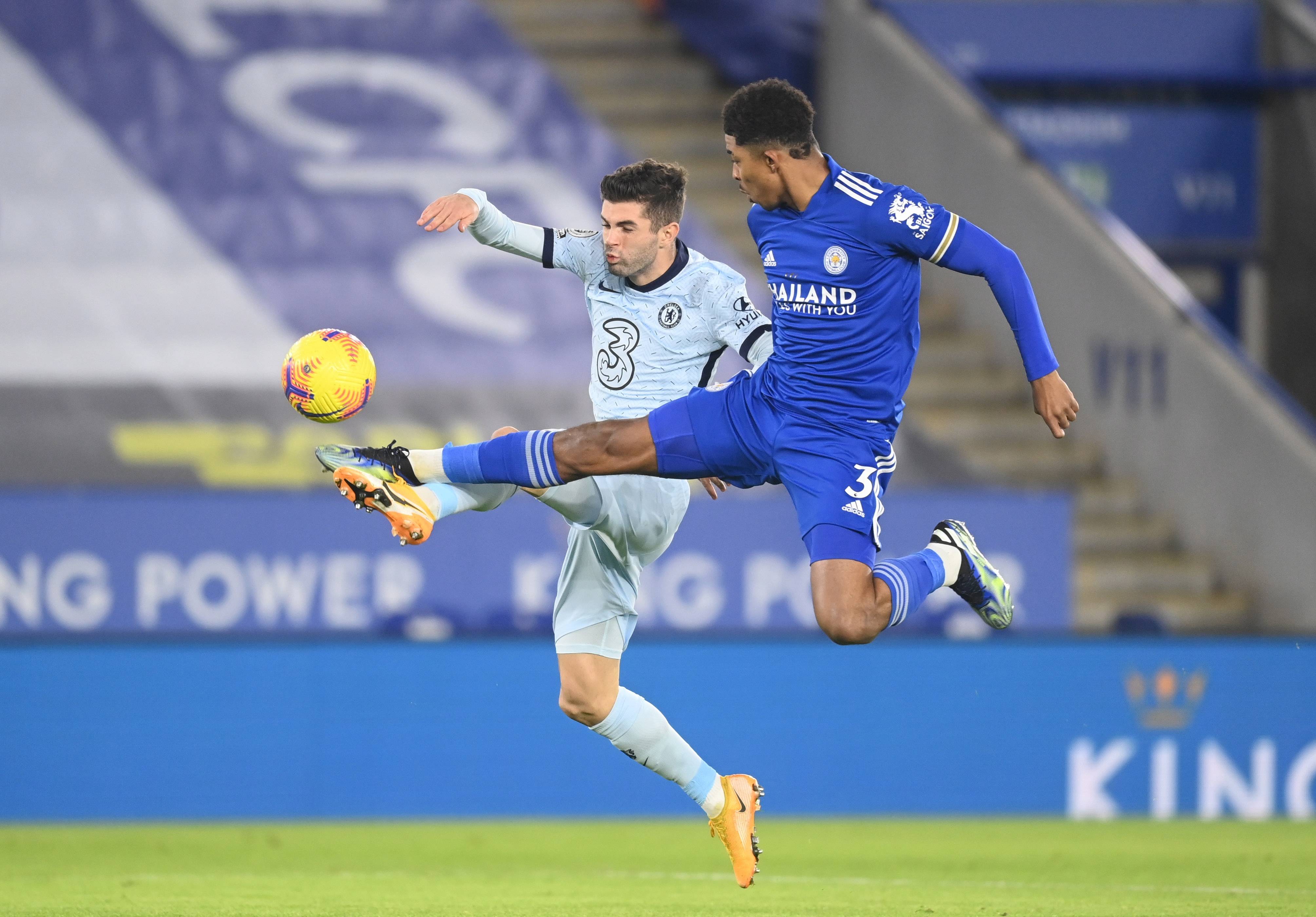 球方面都表 球方面都表