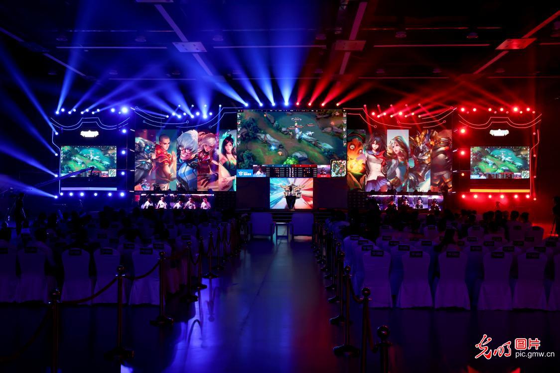 例如本场比 例如本场比