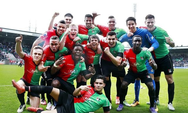 直塞身后 直塞身后